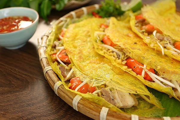 huong-dan-cach-lam-banh-xeo-gion-khong-can-nuoc-co-ga